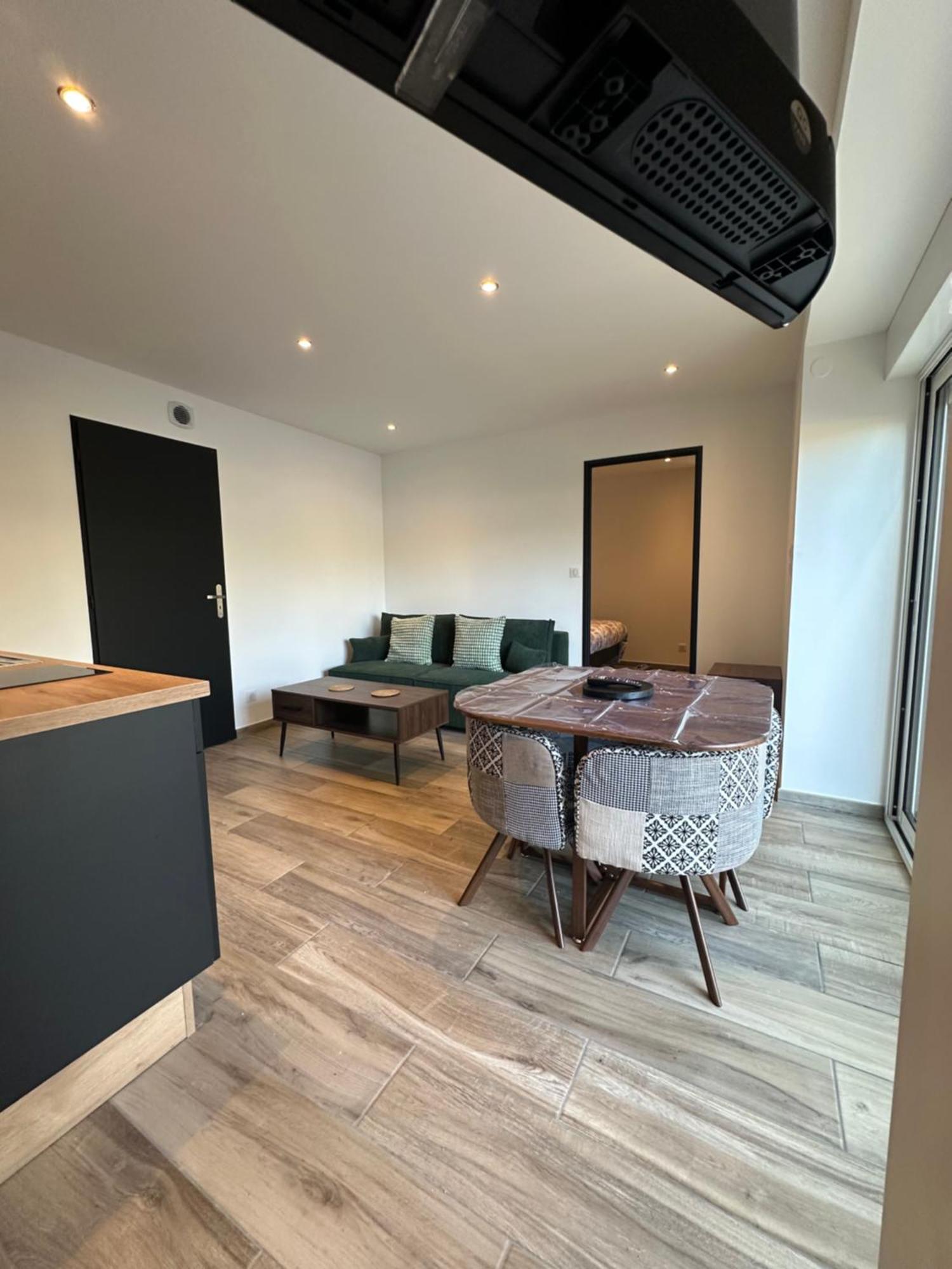 Appartement Moderne Et Confort Chatillon-Sur-Seine Bagian luar foto